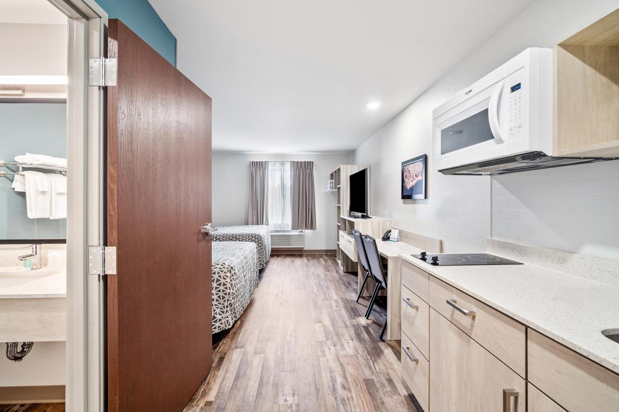 Woodspring Suites Winston-Salem Near Hanes Mall מראה חיצוני תמונה