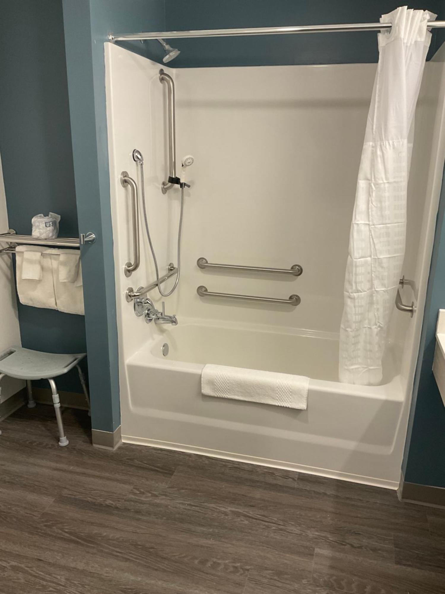 Woodspring Suites Winston-Salem Near Hanes Mall מראה חיצוני תמונה