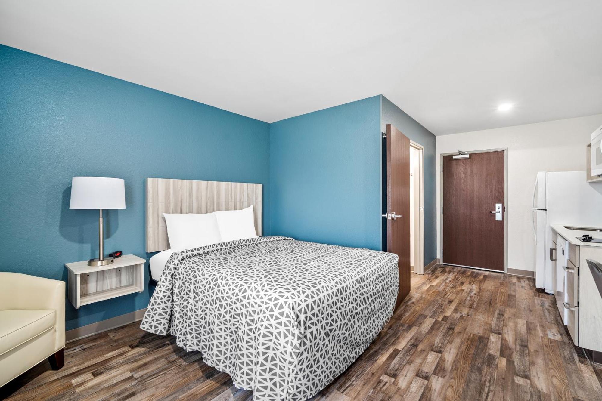Woodspring Suites Winston-Salem Near Hanes Mall מראה חיצוני תמונה