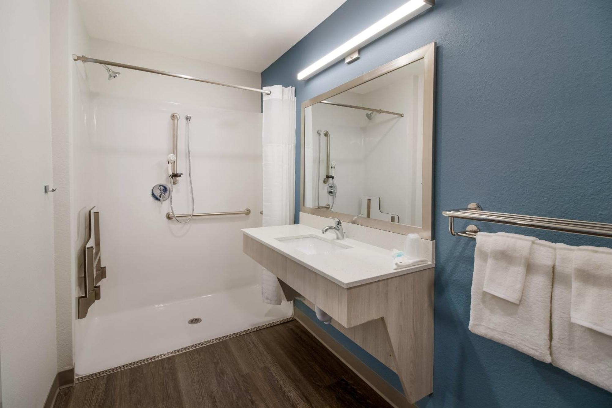 Woodspring Suites Winston-Salem Near Hanes Mall מראה חיצוני תמונה