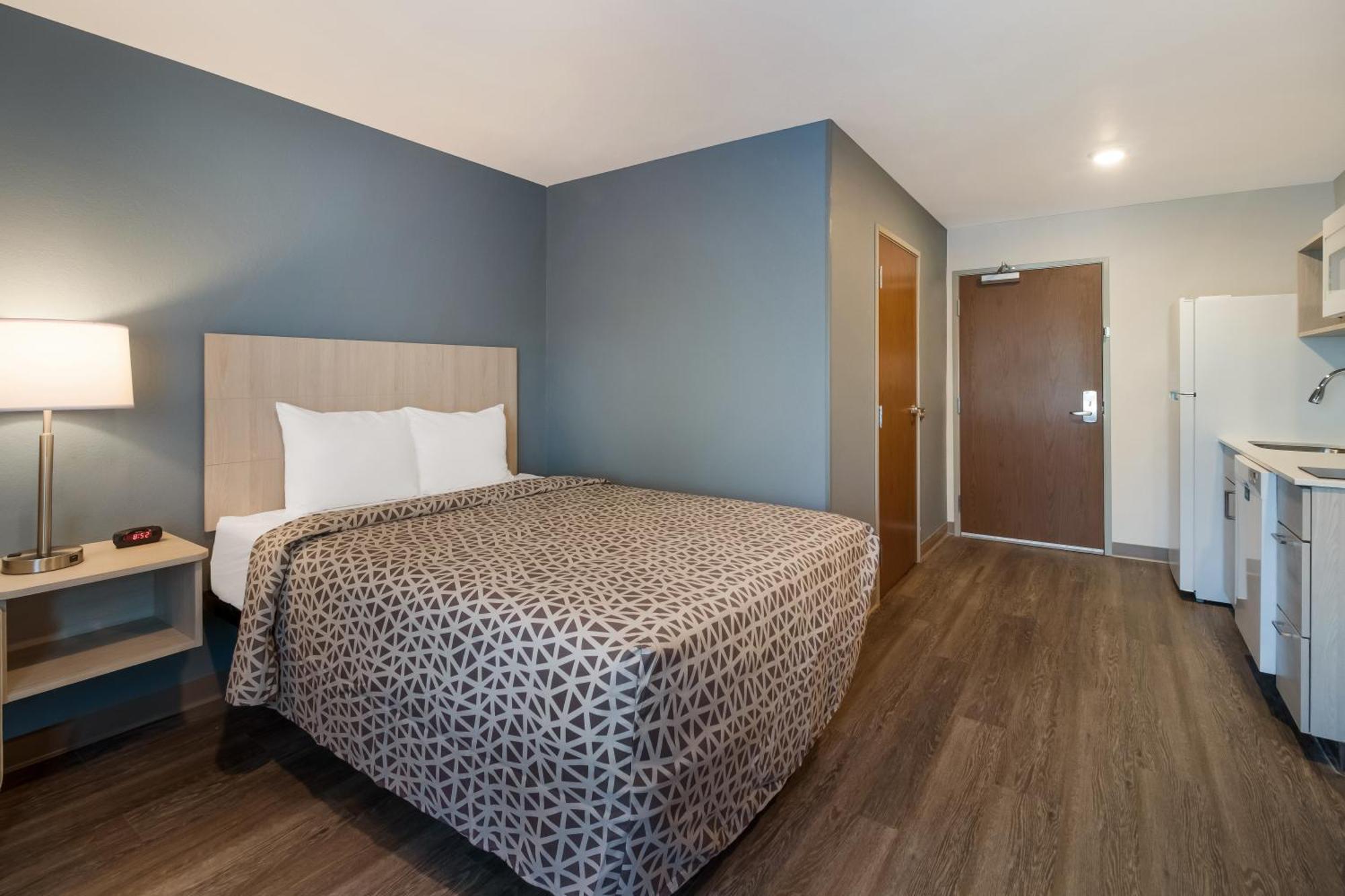 Woodspring Suites Winston-Salem Near Hanes Mall מראה חיצוני תמונה